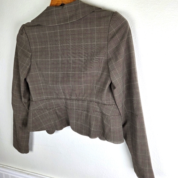 Women's Guess Brown Plaid Clasp Business Casual Blazer Size Medium - Picture 10 of 13